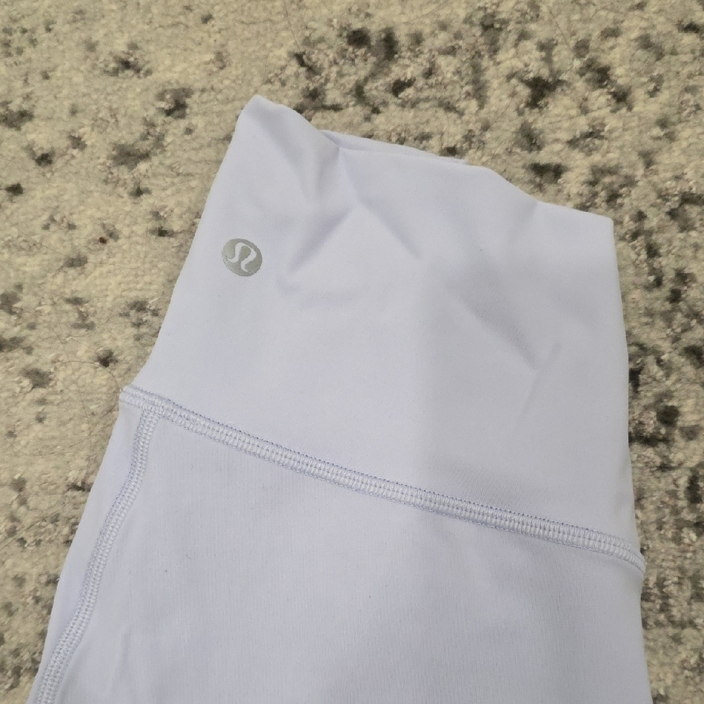 lululemon athletica Light Lavender Capris - Picture 2 of 3
